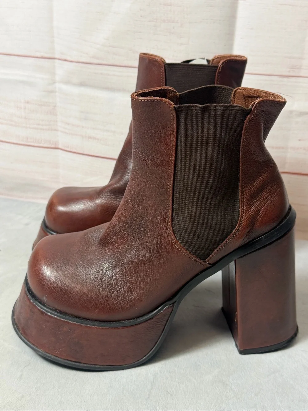 Shock Vintage 70's Inspired Platform Shoes Brown Women's Size EU 37 US 6.5-7